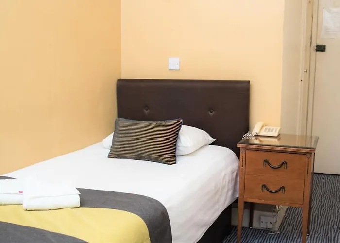 Rose Court Hotel
